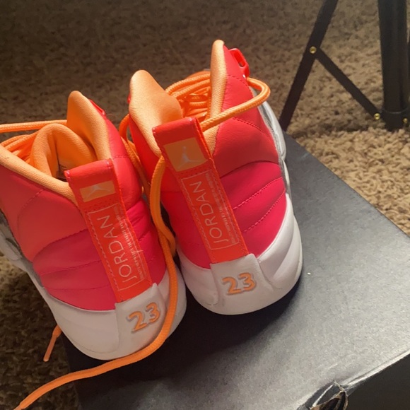 Original box retro  Jordan 12 size 3.5 - Picture 2 of 4